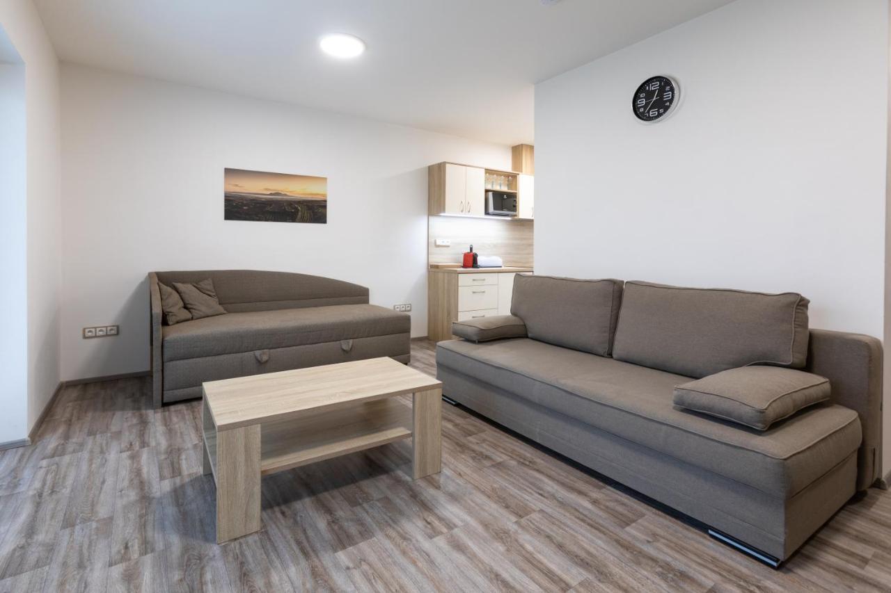 Apartmany Za Dvorem Velké Pavlovice Exterior foto