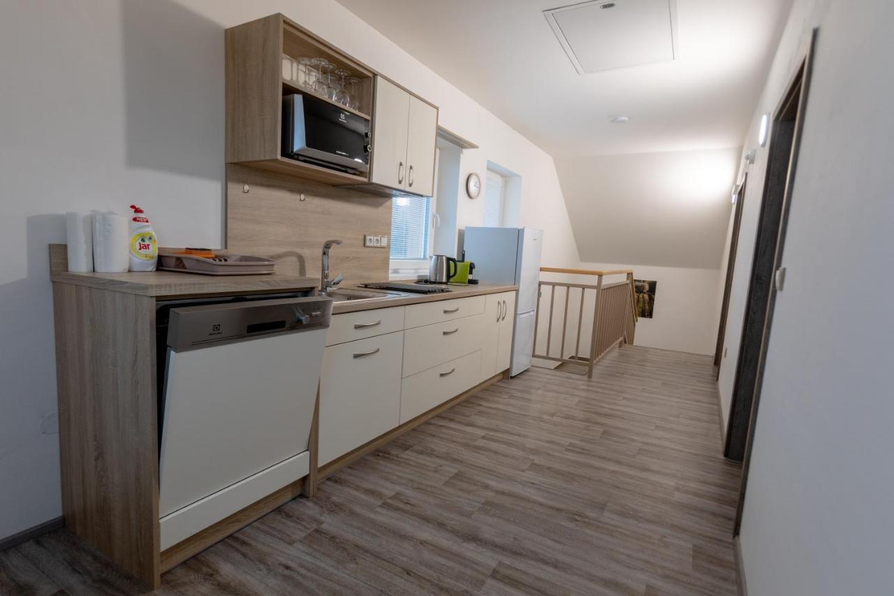 Apartmany Za Dvorem Velké Pavlovice Exterior foto