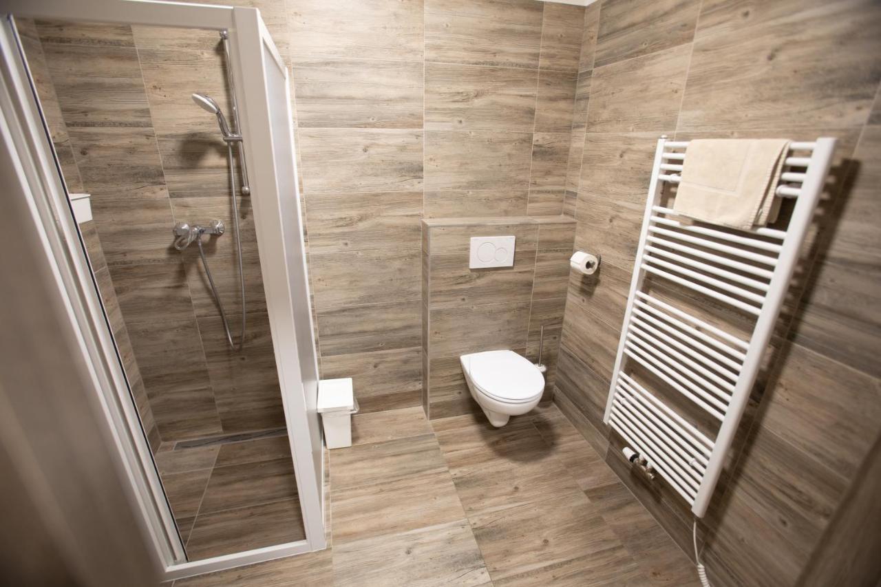 Apartmany Za Dvorem Velké Pavlovice Exterior foto